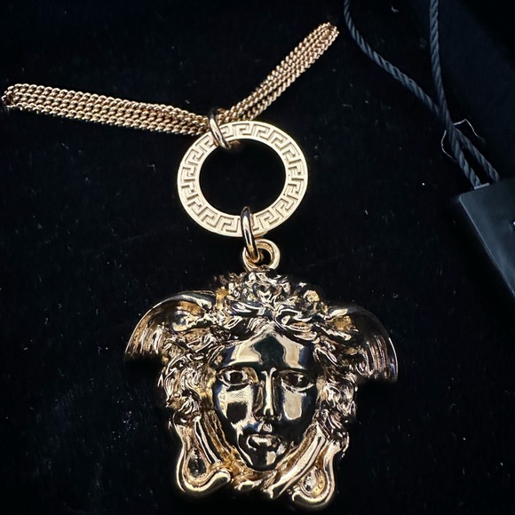 Authentic Versace Gold Chain Bracelet with Medusa Pendant✨ - Picture 7 of 8